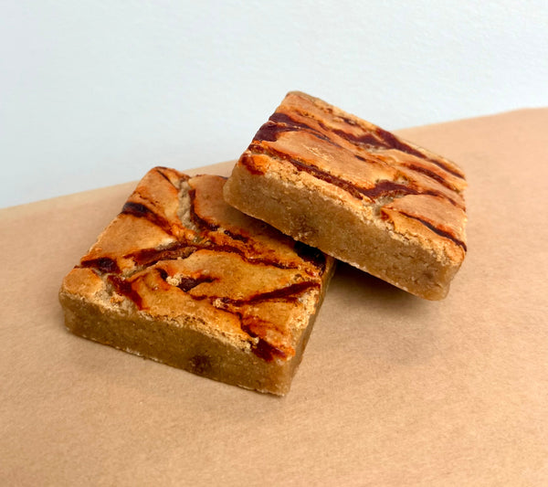 Chai & harissa blondie